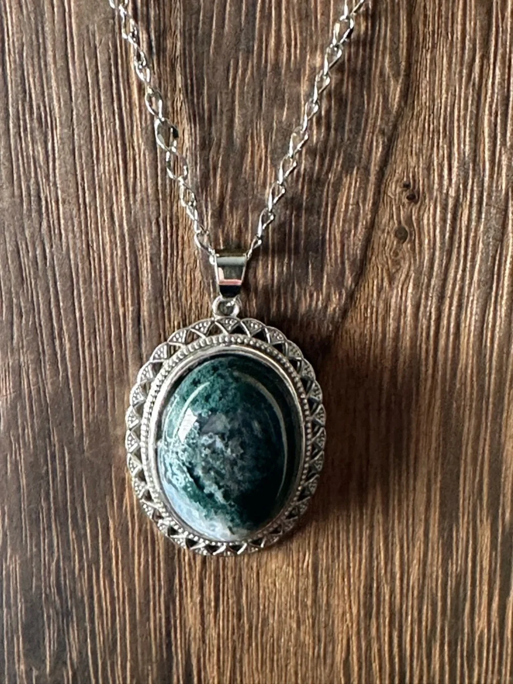 Silver-Tone Green Stone Oval Pendant Necklace - Women Jewelry - Picture 5 of 15
